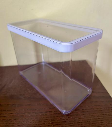 Dóza na knäckebrot, 