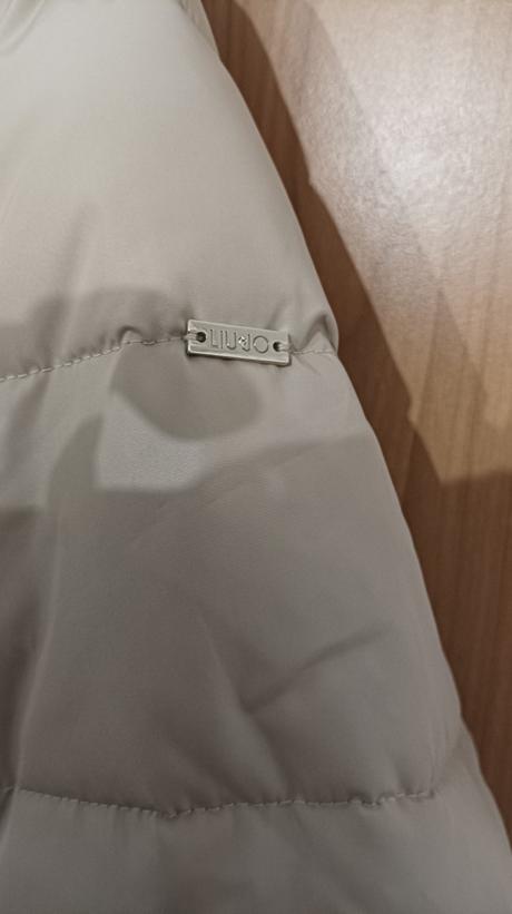 Krásna bunda liu jo, liu jo,m