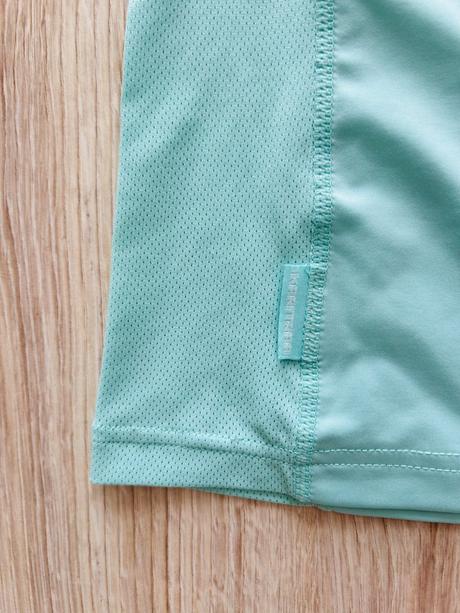 Športové tielko nórskej značky kari traa,pc 35 eur, s