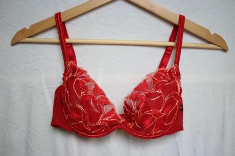 Dámska cute červená vyšívaná podprsenka y2k vintag, s