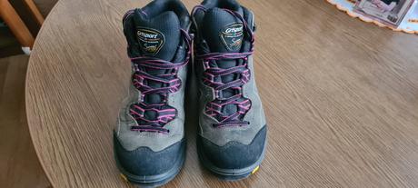 Turisticke topanky, 36