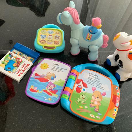 Hračky-hracie,chodiace,svietiace,vydavajucezvuky, 