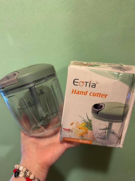 Veľký sekáčik na cibuľu, 