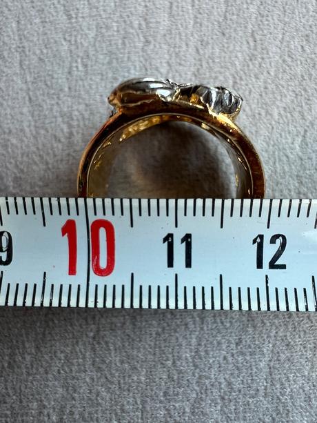 Starozitny prsten,