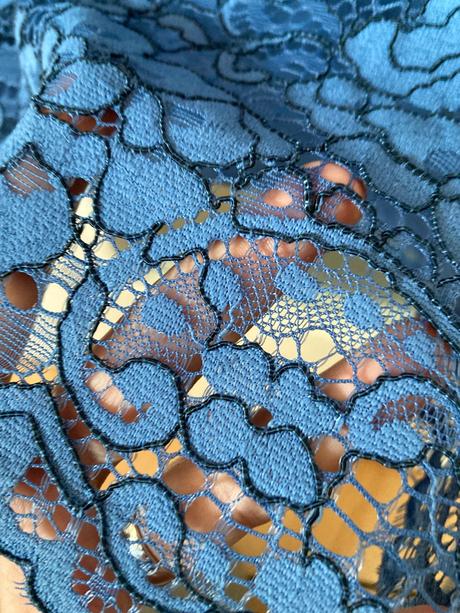 Nadherne čipkovane saty vel. 38, esprit,38