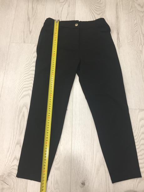 Čierne elegantné nohavice, 34