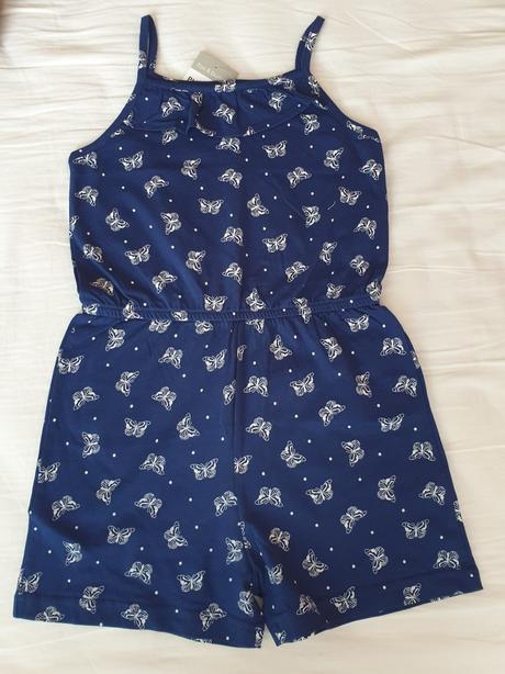 Kraťaskový overal s motýlikmi, 122