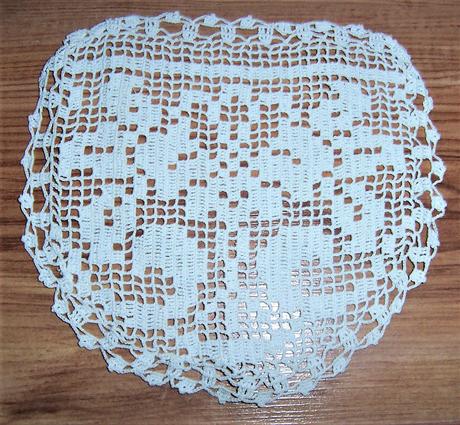 Háčkovaný obrus 5, 