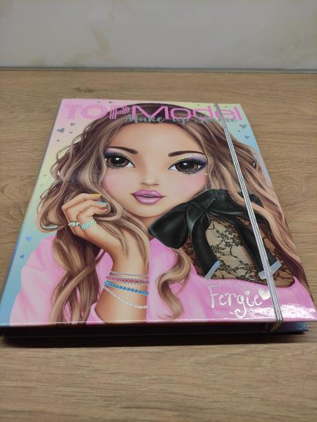 Top model - sada na licenie modeliek, 