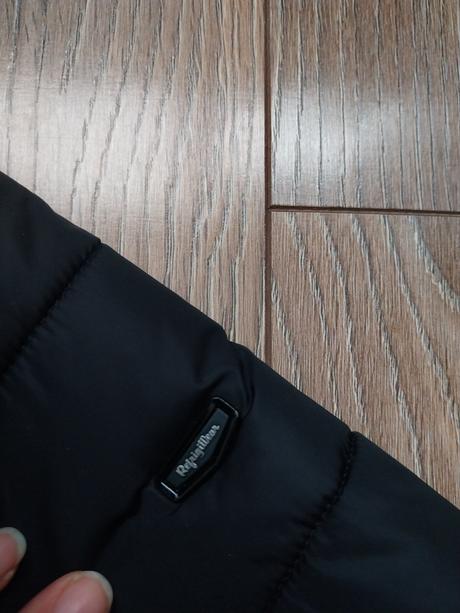 Zimna vetrovka s kozusinkou, s