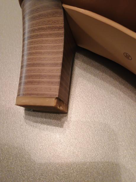 Lodičky, clara barson,38