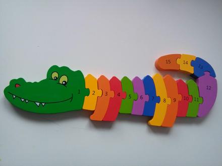 Drevená skladačka.,