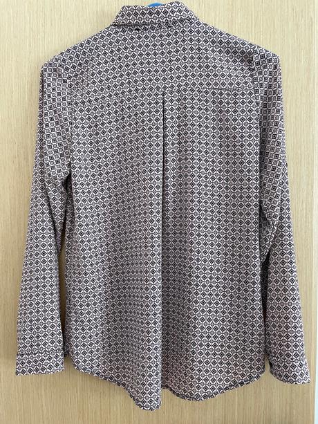 Ružová košeľa so vzorom, s