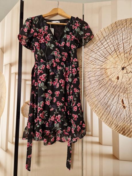 Šaty reserved, reserved,s