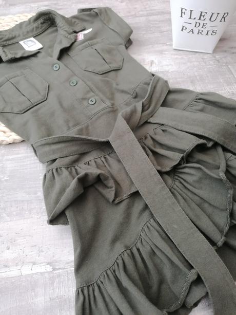 Šaty s volánikmi  104/110, 104