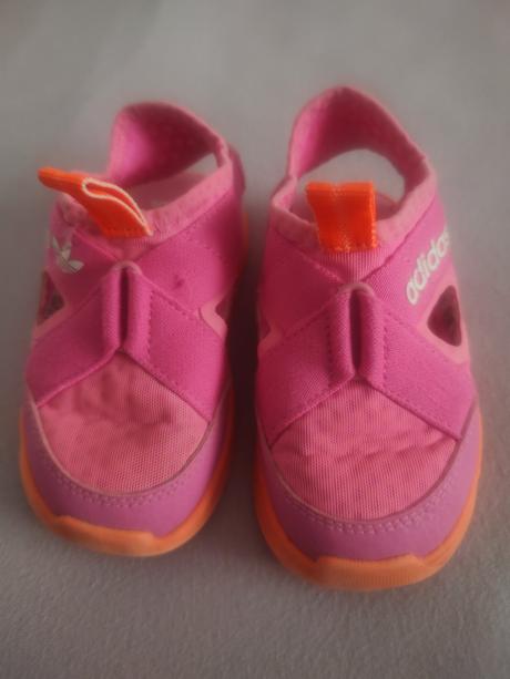 Krásne sandálky, adidas,21