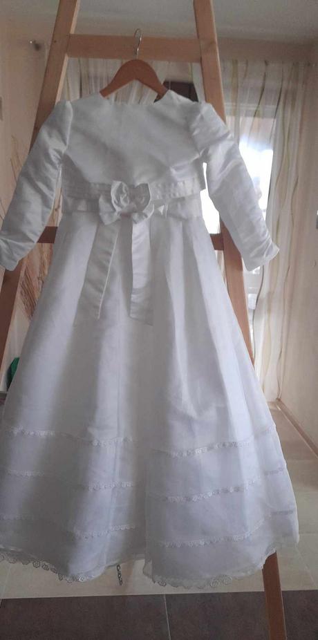 Šaty na prijímanie, 140