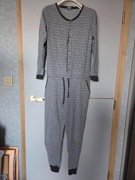 Dámske pyžamo overal m, m