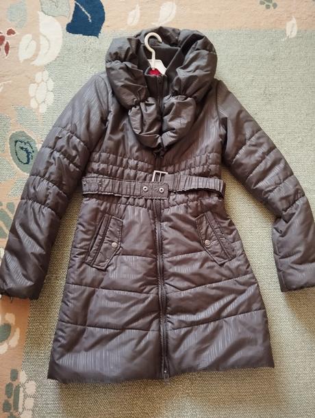 Hnedá zimná bunda, s