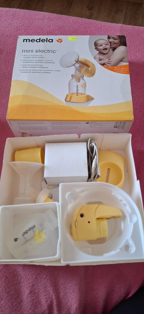 Elektricka a rucna odsavacka na mlieko medela,