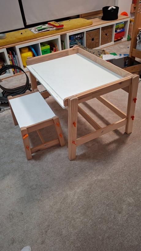 Detsktý rastúci stol ikea flisat,