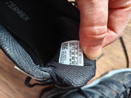 Tenisky terrex, adidas,30