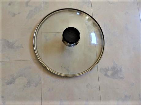 Kvalitná pokrievka berndes 23,5 cm,