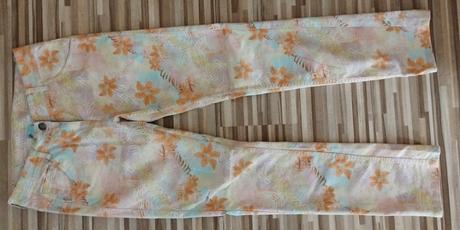 Pekné kvetinkové rifle, 36