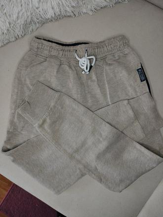 Next béžové chlapčenské tepláky, next,122