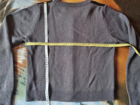 Sveter so zimným motívom, benetton,146