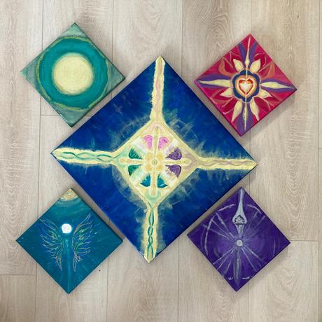 Set abstraktných obrazov na platne, 