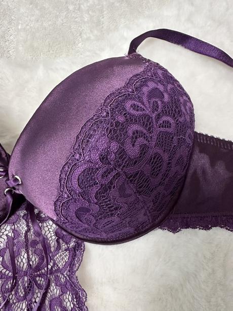 Fialové čipkované body m, 80b / m