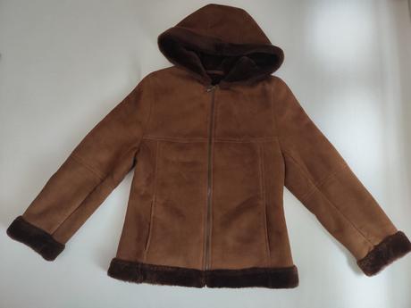 Kožuch + baranica z pravej kožušiny jahňa, 46