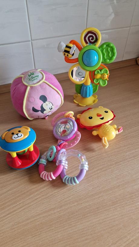 Hračky pre bábätko, 