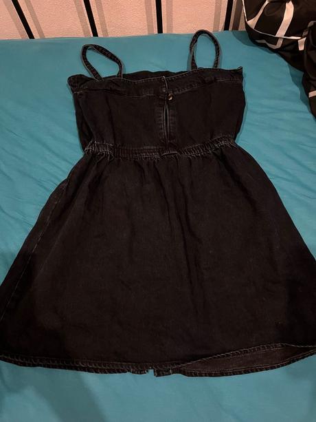 Riflové šaty, pull&bear,m