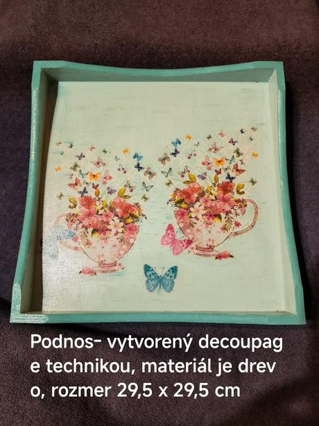 Podnos z dreva,