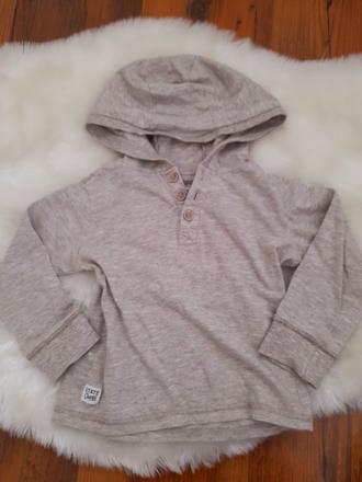 Tricko reserved s kapucnou, reserved,86