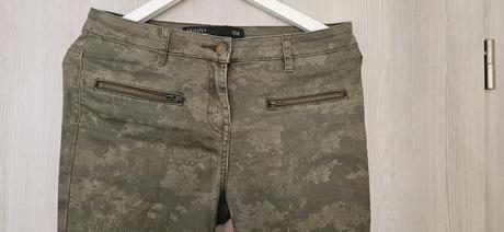 Skinny jeans next, next,m