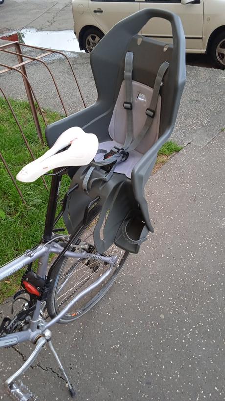 Predam ako novu detsku sedacku s 2ma adaptermy, 