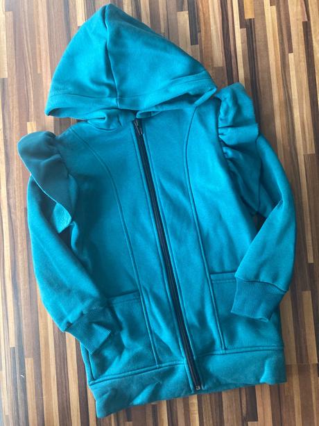 Mikina s volánmi why, 104