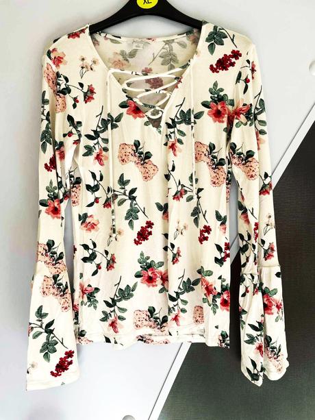 Romantické tričko, amisu,l