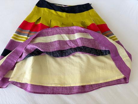 Sukna, marks & spencer,38