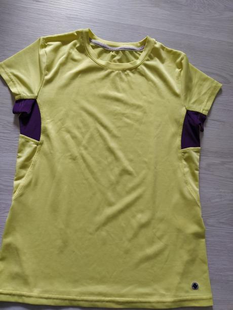 Žlté športové tričko. 146-152, authentic,146