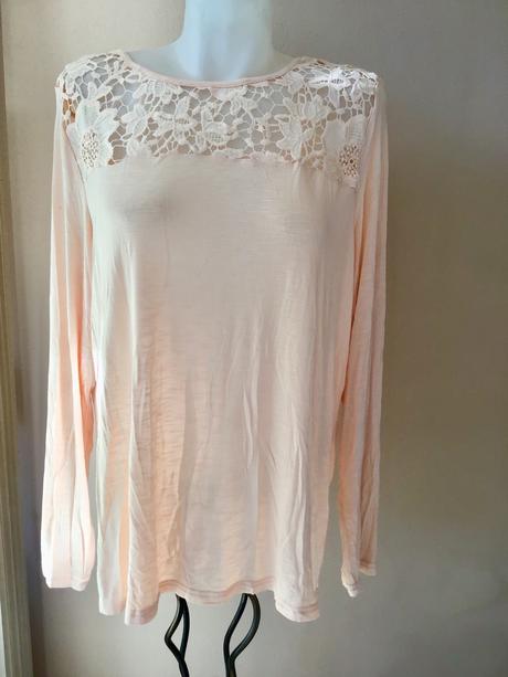 Tricko s krajkou /21a, 46