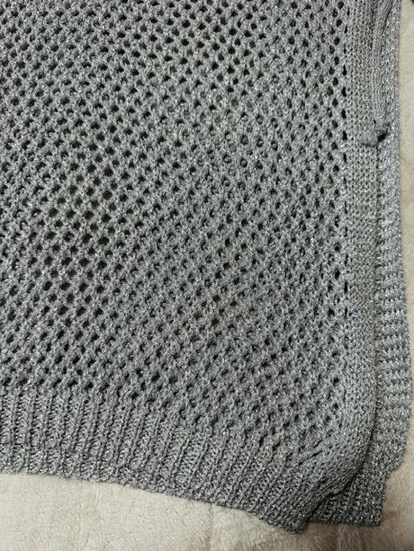 Komplet sukňa + top sivá so striebornou niťou, l / m