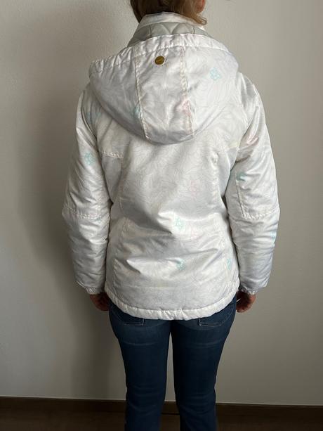 Biela zimná bunda, l