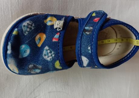 Papučky v. 23 /14,5 cm - darujem, 23