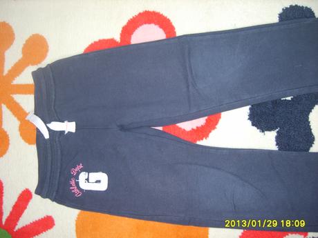 Dievčenské tepláky, zara,110