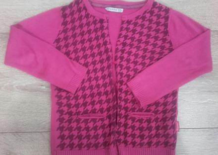 Svetrik, reserved,104