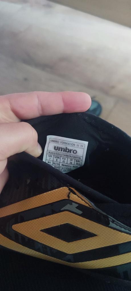Halovky umbro, umbro,41